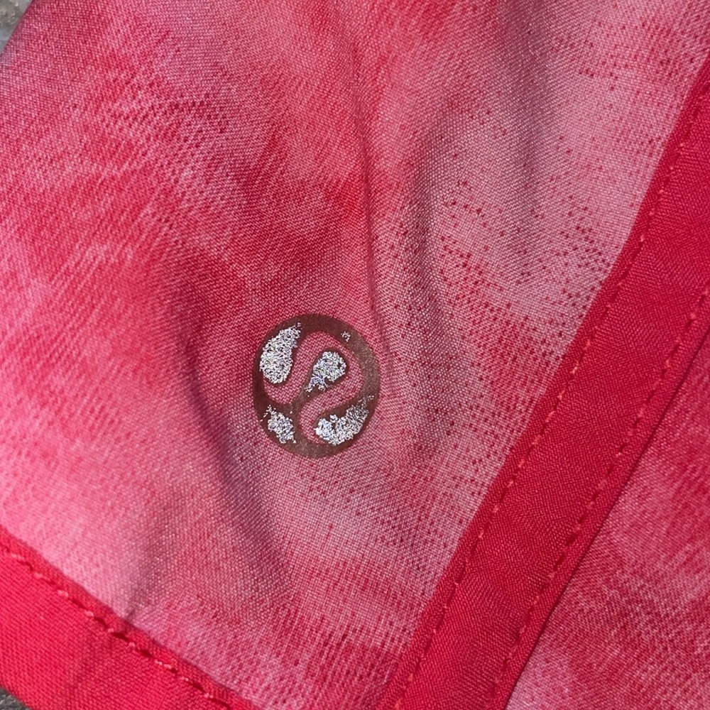 Lululemon Low Rise Tracker Short 4” - Picture 3 of 5